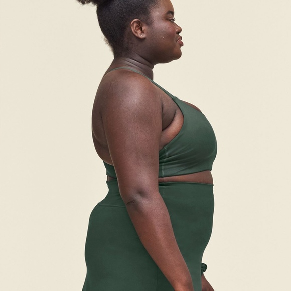 GIRLFRIEND COLLECTIVE Lou V-Back Bra in Moss Green NWT - Picture 5 of 5